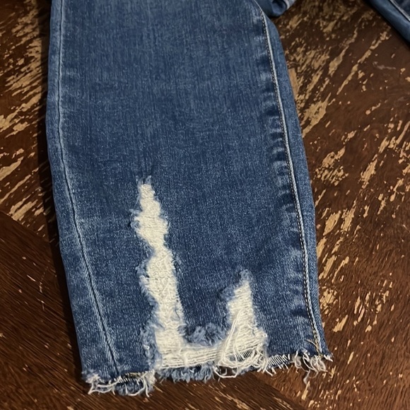 Good Legs High Waist Chew Hem Ankle Cigarette Jeans - Picture 7 of 7